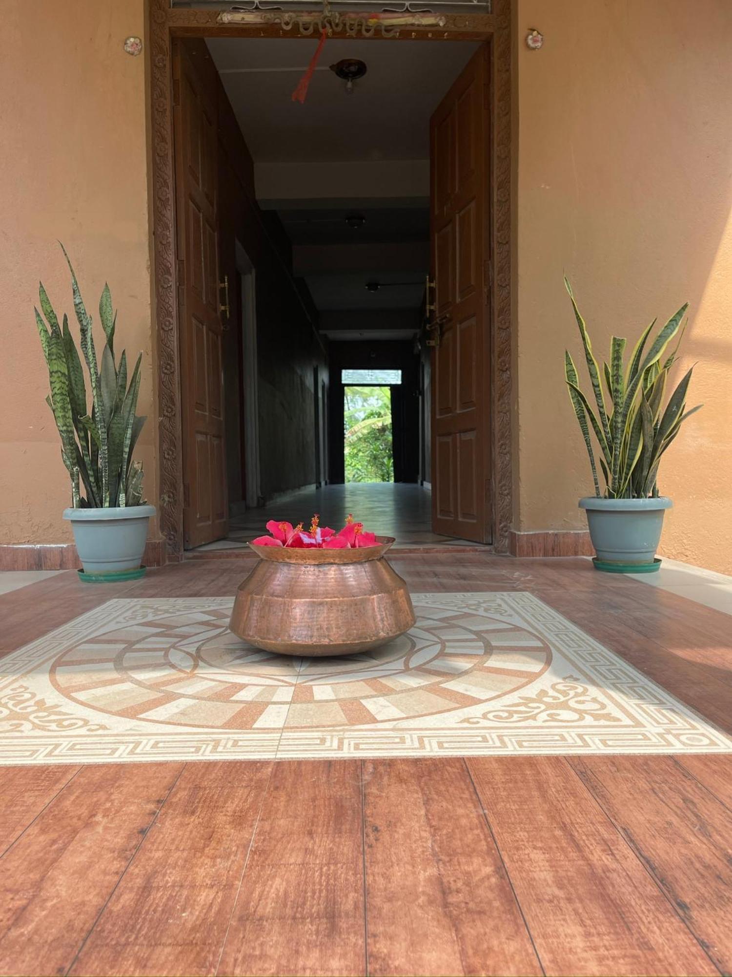 Tara Guesthouse - Sauraha,Chitwan Esterno foto