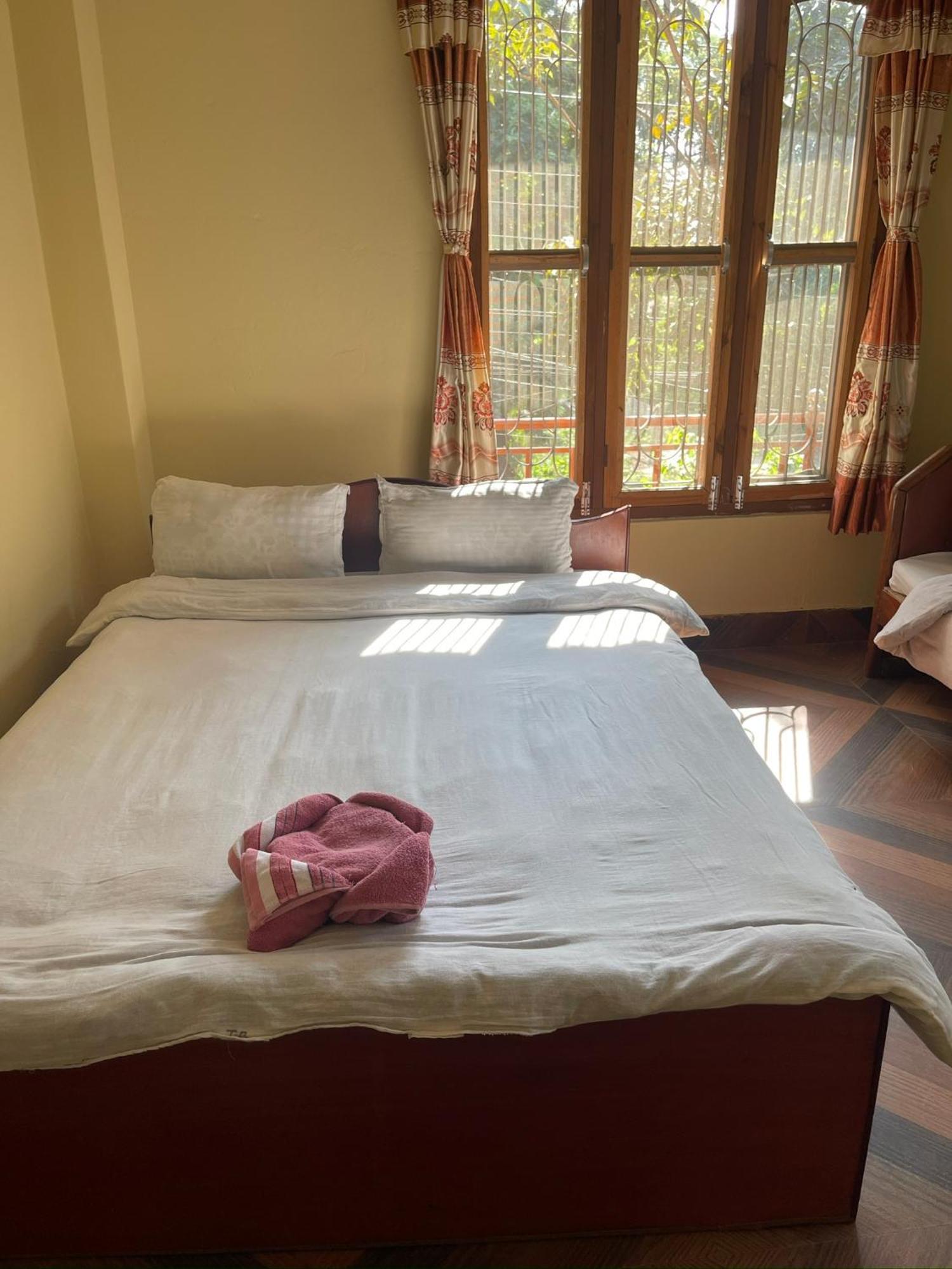 Tara Guesthouse - Sauraha,Chitwan Esterno foto